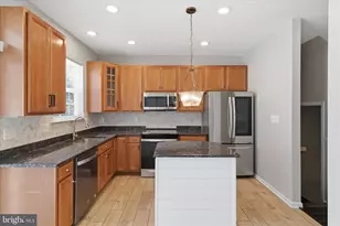 121 Danbury St SW, Washington, DC 20032 - Photo 11