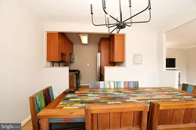 2725 39th Street NW #509, Washington, DC 20007 - Photo 7