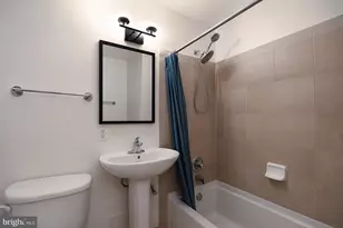2725 39th Street NW, Washington, DC 20007 - Photo 13