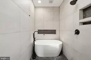 914 N St NW, Washington, DC 20001 - Photo 33