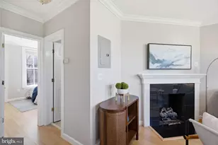 1502 17th St NW, Washington, DC 20036 - Photo 23
