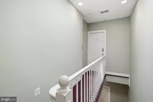 1502 17th St NW, Washington, DC 20036 - Photo 29