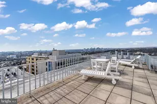 2127 California St NW, Washington, DC 20008 - Photo 27