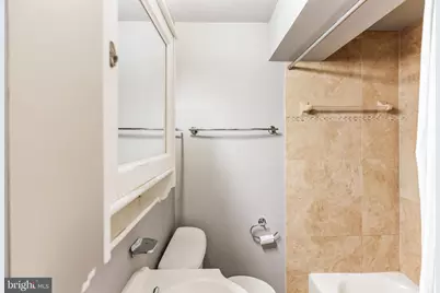 [Address not provided], Washington, DC 20002 - Photo 15