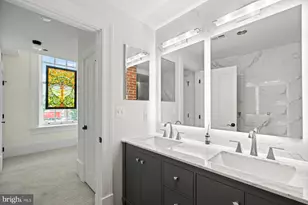 725 5th St SE, Washington, DC 20003 - Photo 21