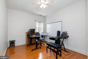 1221 E St SE, Washington, DC 20003 - Photo 25