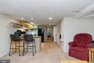 1221 E St SE, Washington, DC 20003 - Photo 29