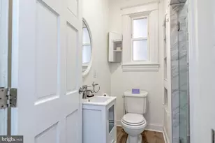 1221 E St SE, Washington, DC 20003 - Photo 13