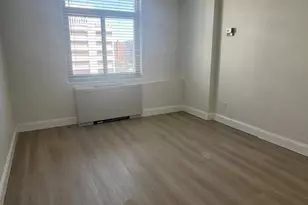 2401 H St NW, Washington, DC 20037 - Photo 7