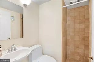 1661 Crescent Pl NW, Washington, DC 20009 - Photo 23