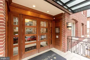 1121 24th St NW, Washington, DC 20037 - Photo 3