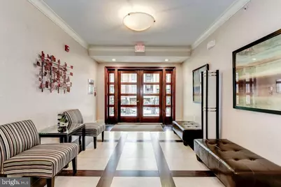 1121 24th Street NW #307, Washington, DC 20037 - Photo 17