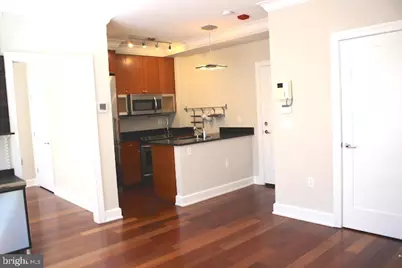 1121 24th Street NW #307, Washington, DC 20037 - Photo 7