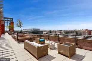 215 I Street NE, Washington, DC 20002 - Photo 21