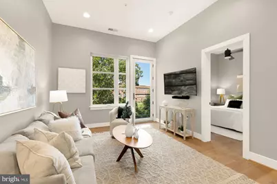 4308 Georgia Avenue NW #404, Washington, DC 20011 - Photo 3