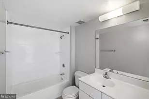 1000 New Jersey Ave SE, Washington, DC 20003 - Photo 15