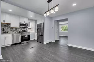4621 Hillside Rd SE, Washington, DC 20019 - Photo 9