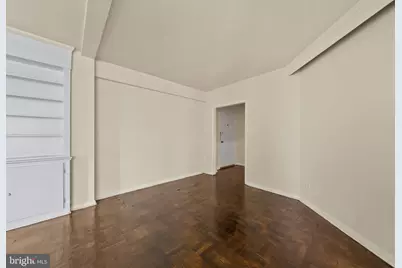 2500 Q Street NW #706, Washington, DC 20007 - Photo 21