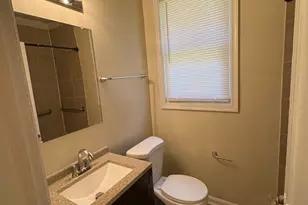 312 34th St SE, Washington, DC 20019 - Photo 5