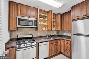 2401 H St NW, Washington, DC 20037 - Photo 9