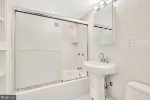 2401 H St NW, Washington, DC 20037 - Photo 15