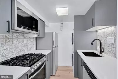 3513 T Street NW #B, Washington, DC 20007 - Photo 3