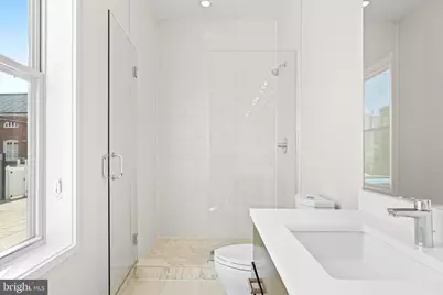 610 Newton Place NW #4, Washington, DC 20010 - Photo 29