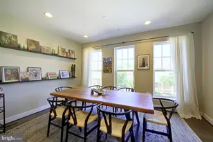 719 Parkside Pl NE, Washington, DC 20019 - Photo 15