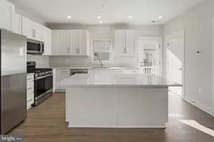 945 Sycamore Dr SE, Washington, DC 20032 - Photo 13