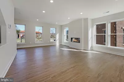 945 Sycamore Dr SE, Washington, DC 20032 - Photo 11