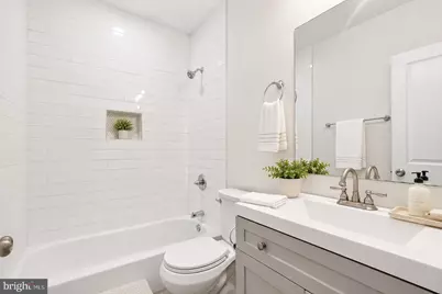 113 15th Street SE, Washington, DC 20003 - Photo 11