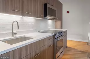 1701 Kalorama Rd NW, Washington, DC 20009 - Photo 19