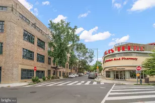 1701 Kalorama Rd NW, Washington, DC 20009 - Photo 23