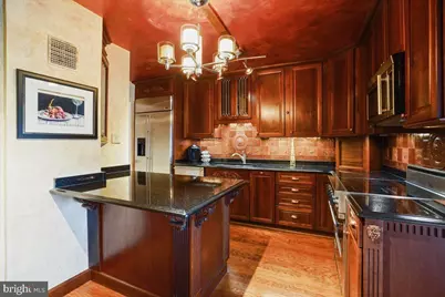 800 25th Street NW #504, Washington, DC 20037 - Photo 21
