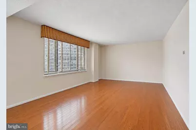 800 25th Street NW #504, Washington, DC 20037 - Photo 17