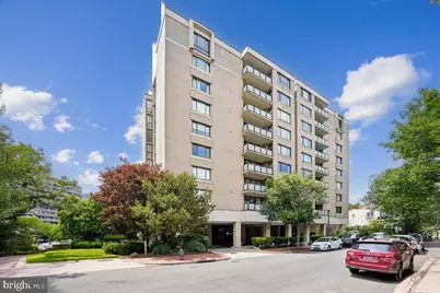 800 25th Street NW #504, Washington, DC 20037 - Photo 1