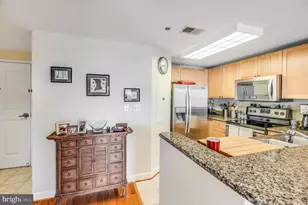 777 7th St NW, Washington, DC 20001 - Photo 19