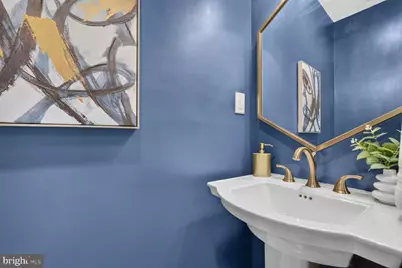 641 11th Street NE, Washington, DC 20002 - Photo 13
