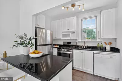 3026 Wisconsin Avenue NW #102, Washington, DC 20016 - Photo 9