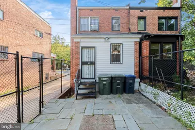 2835 4th Street NE, Washington, DC 20002 - Photo 25
