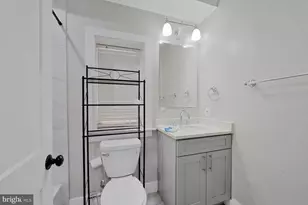 608 Irving St NW, Washington, DC 20010 - Photo 9