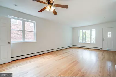 421 Jefferson Street NE, Washington, DC 20011 - Photo 11