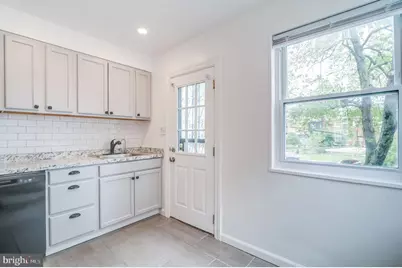 421 Jefferson Street NE, Washington, DC 20011 - Photo 13