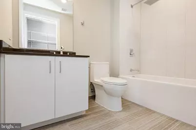 88 V Street SW #804, Washington, DC 20024 - Photo 35