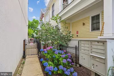 3350 17th Street NW #T2, Washington, DC 20010 - Photo 27