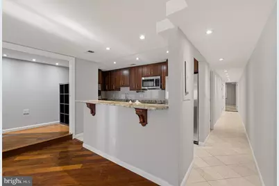 2117 S Street NW, Washington, DC 20008 - Photo 43