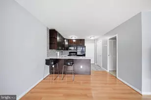 922 24th Street NW, Washington, DC 20037 - Photo 1