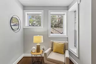 1311 K SE, Washington, DC 20003 - Photo 11