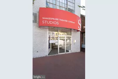 1311 K SE #1, Washington, DC 20003 - Photo 29