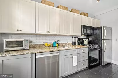 644 Massachusetts Avenue NE #301, Washington, DC 20002 - Photo 9